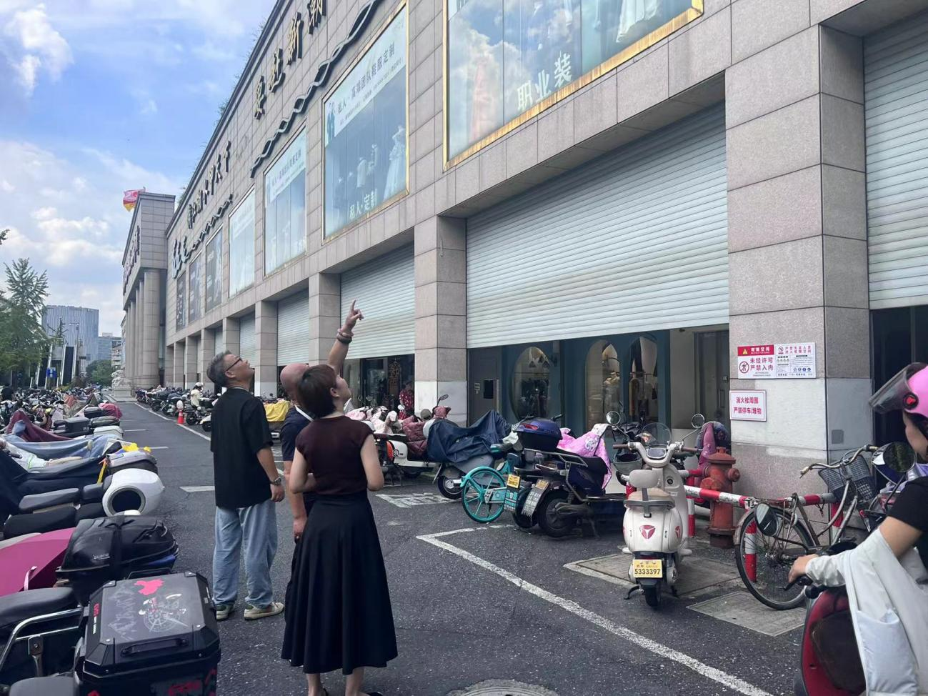闻“风”而动，，，，，，，严阵以待钱江商城做好台风防御工作