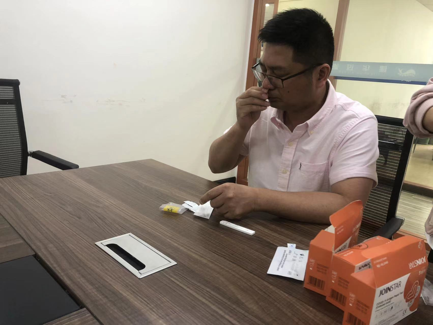 积极响应 全员核酸——耀世娱乐过滤机有限公司组织全员参与