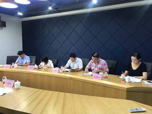 20180925拱墅区协调劳动关系三方会议在耀世娱乐文创集团顺利召开 (2).jpg