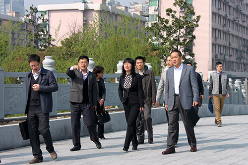 20150329中央党校？？？？？翁庾樽乙恍休傲僖烙槔治拇丛暗餮 (1).jpg